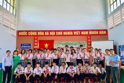 Lễ tổng kết, trao thưởng cho học sinh, tập thể lớp có thành tích xuất sắc trong năm học 2021-2022